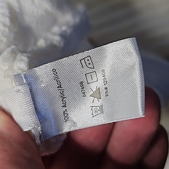 Venus XS light cream color turtleneck sweater - Picture 7 of 7